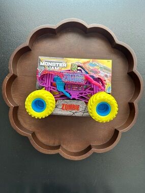 Monster Jam Monster Trucks ~ Zombie